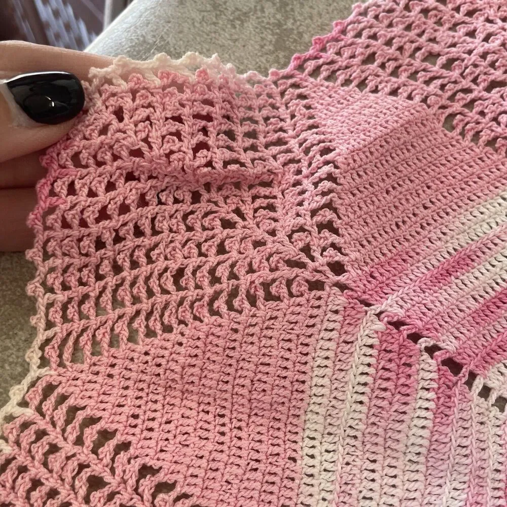 VINTAGE HANDCROCHETED TABLETOPPER/DOILEY Pink And White 12”